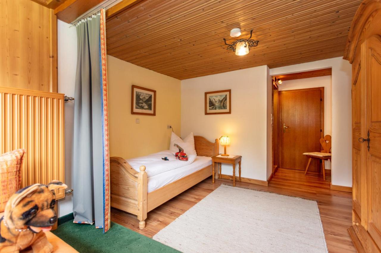Pension Sonneck โลเฟอร์ ภายนอก รูปภาพ
